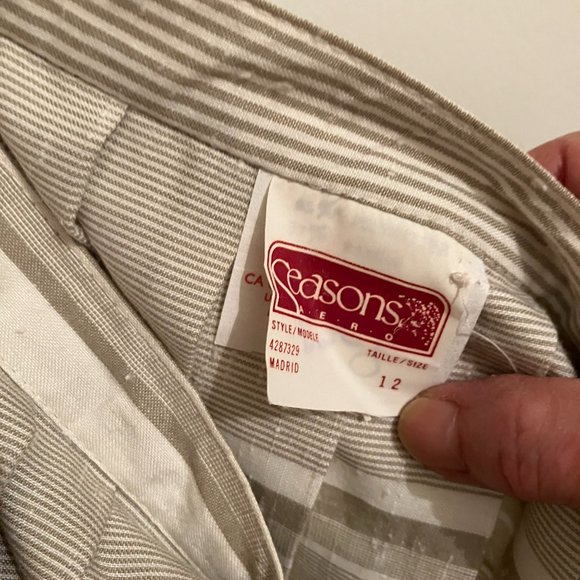 Seasons skirt, size 12, colour white/ pale khaki green? - Picture 4 of 5